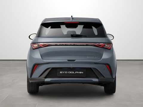 BYD Dolphin 150kW Design 60.4kWh 5dr Auto 4