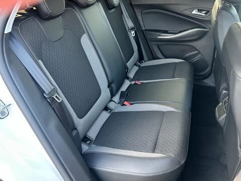 Vauxhall Grandland 1.2 Turbo GS Line 5dr 34