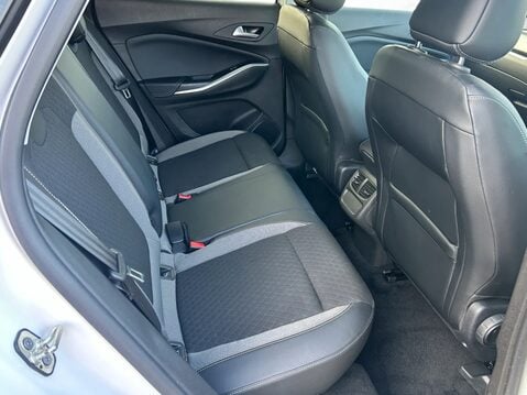 Vauxhall Grandland 1.2 Turbo GS Line 5dr 35