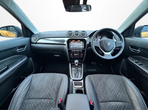 Suzuki Vitara 1.5 Hybrid SZ5 5dr AGS 17