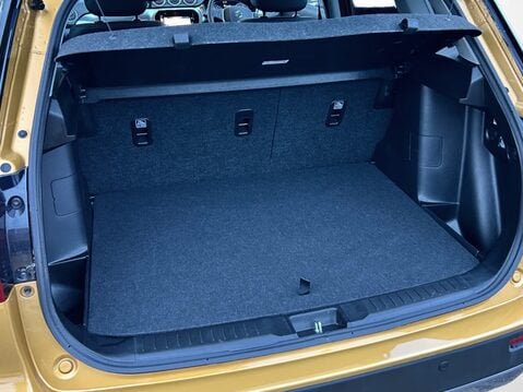 Suzuki Vitara 1.5 Hybrid SZ5 5dr AGS 37