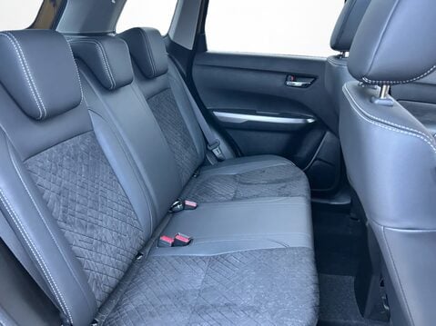 Suzuki Vitara 1.5 Hybrid SZ5 5dr AGS 33