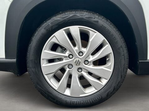 Suzuki S-Cross 1.5 Hybrid Motion 5dr AGS 13
