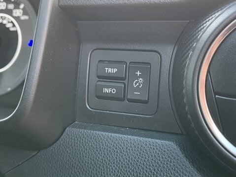 Suzuki Ignis 1.2 Dualjet 12V Hybrid SZ-T 5dr 23