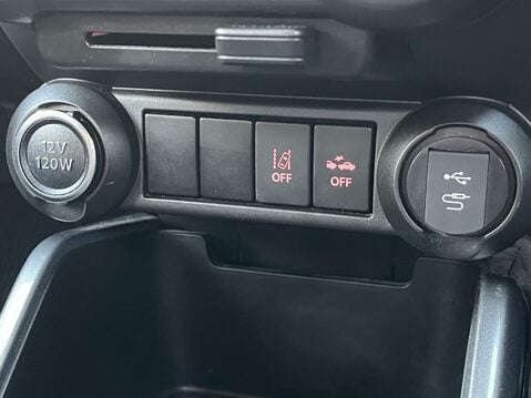 Suzuki Ignis 1.2 Dualjet 12V Hybrid SZ-T 5dr 32