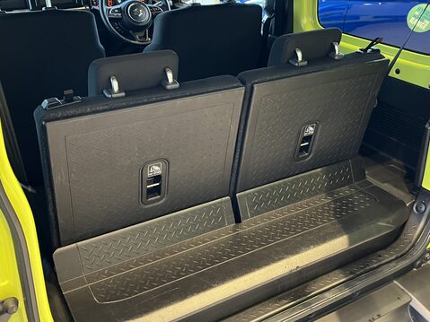 Suzuki Jimny 1.5 SZ5 ALLGRIP 3dr 30