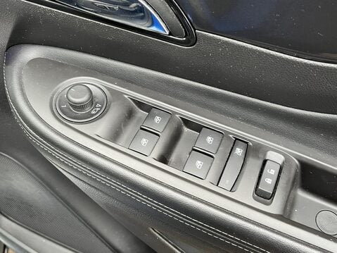 Vauxhall Mokka X 1.4T ecoTEC Elite Nav 5dr 19
