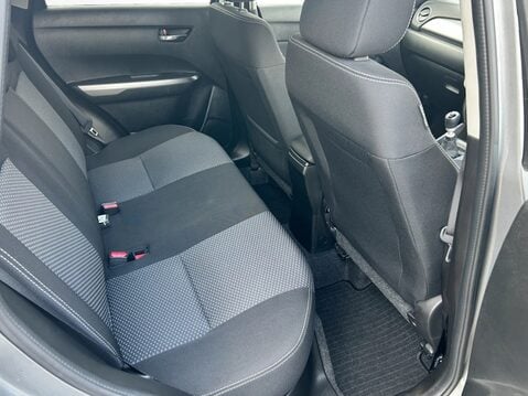 Suzuki Vitara 1.4 Boosterjet 48V Hybrid SZ-T 5dr 33
