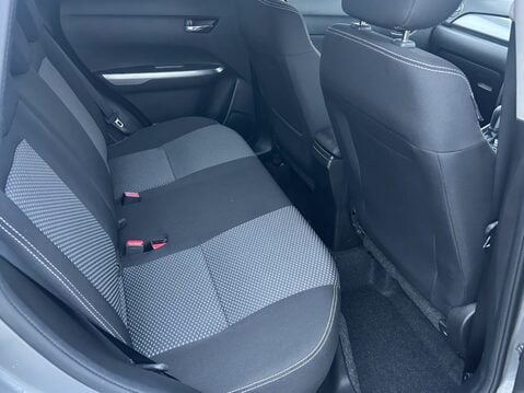 Suzuki Vitara 1.4 Boosterjet SZ-T 5dr Auto 33