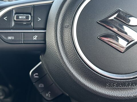 Suzuki Swift 1.2 Dualjet 83 12V Hybrid SZ5 5dr 28