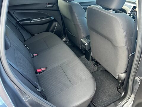 Suzuki Swift 1.2 Dualjet 83 12V Hybrid SZ5 5dr 34