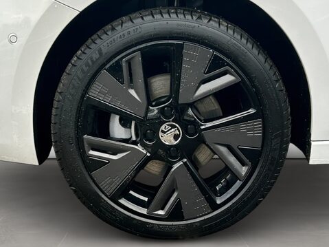 Vauxhall Corsa 100kW Ultimate 50kWh 5dr Auto 13