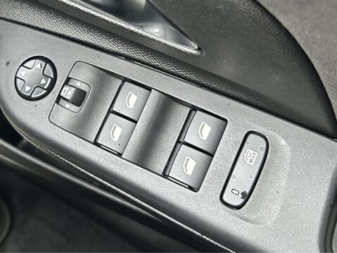 Vauxhall Corsa 100kW Ultimate 50kWh 5dr Auto 32