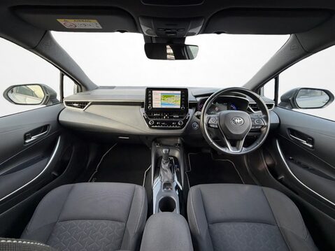 Toyota Corolla 1.8 VVT-i Hybrid Design 5dr CVT 17