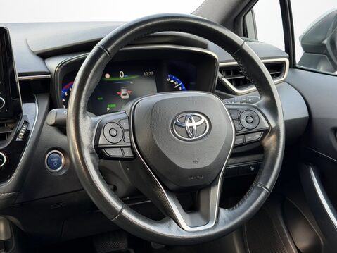 Toyota Corolla 1.8 VVT-i Hybrid Design 5dr CVT 18