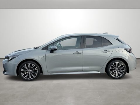 Toyota Corolla 1.8 VVT-i Hybrid Design 5dr CVT 8
