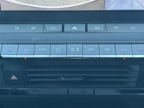 Vauxhall Astra 1.2 Turbo 130 Ultimate 5dr Auto 27