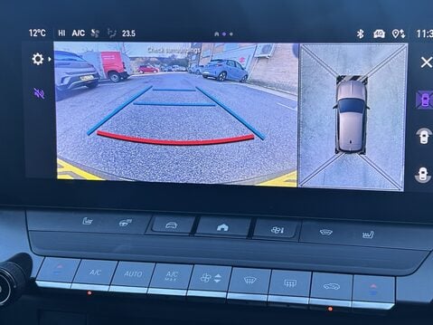 Vauxhall Astra 1.2 Turbo 130 Ultimate 5dr Auto 25