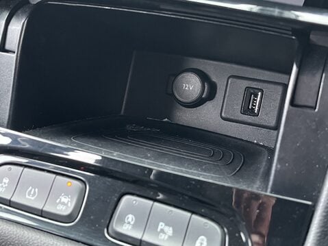 Vauxhall Grandland X 1.2 Turbo SRi Nav 5dr 31