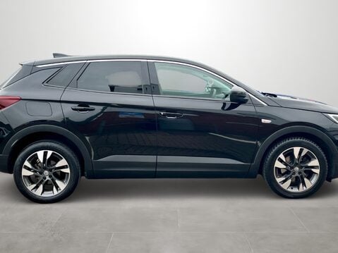 Vauxhall Grandland X 1.2 Turbo SRi Nav 5dr 10