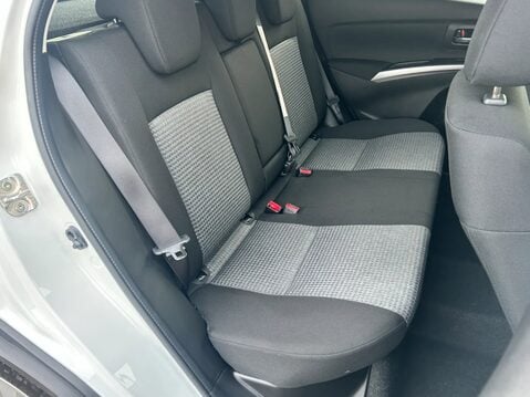 Suzuki S-Cross 1.4 Boosterjet 48V Hybrid Motion 5dr 32