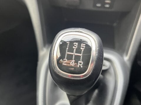 Hyundai i10 1.0 Go SE 5dr 21