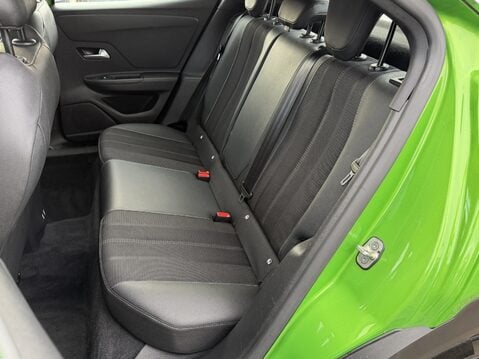 Vauxhall Mokka 100kW Elite Nav Premium 50kWh 5dr Auto 33