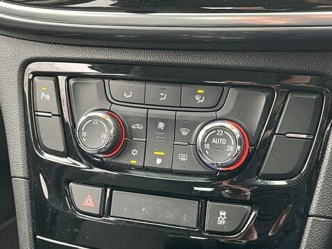 Vauxhall Mokka X 1.4T Design Nav 5dr Auto 28