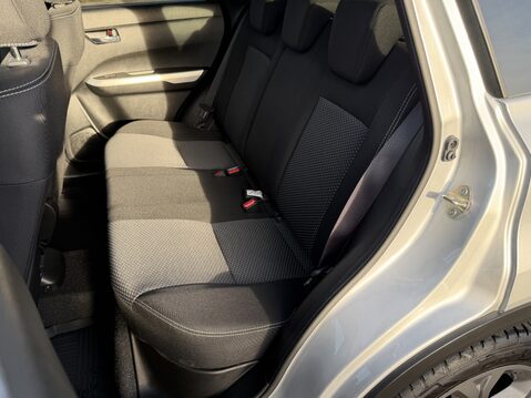 Suzuki Vitara 1.6 SZ-T 5dr Auto 37