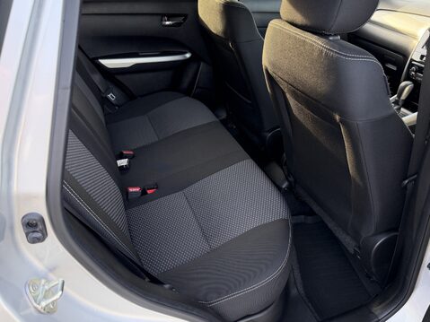 Suzuki Vitara 1.6 SZ-T 5dr Auto 35