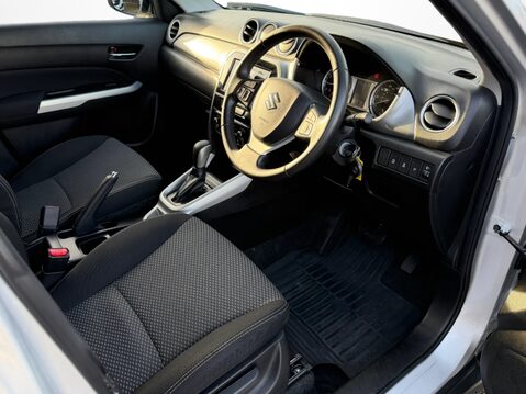 Suzuki Vitara 1.6 SZ-T 5dr Auto 21