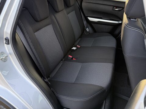 Suzuki Vitara 1.6 SZ-T 5dr Auto 34