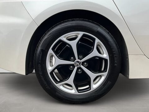 Vauxhall Ampera 111kW Electron 5dr Auto 11