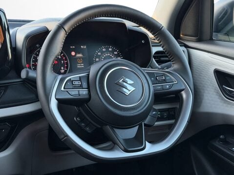 Suzuki Swift 1.2 Mild Hybrid Motion 5dr 18