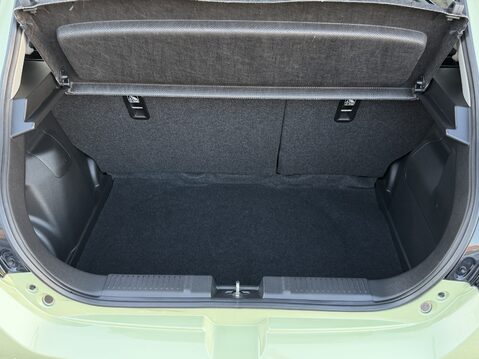 Suzuki Swift 1.2 Mild Hybrid Motion 5dr 37