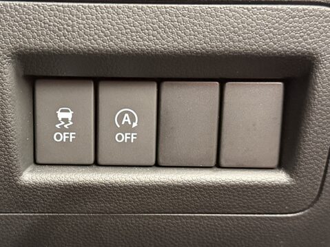 Suzuki Ignis 1.2 Dualjet 12V Hybrid SZ-T 5dr 30