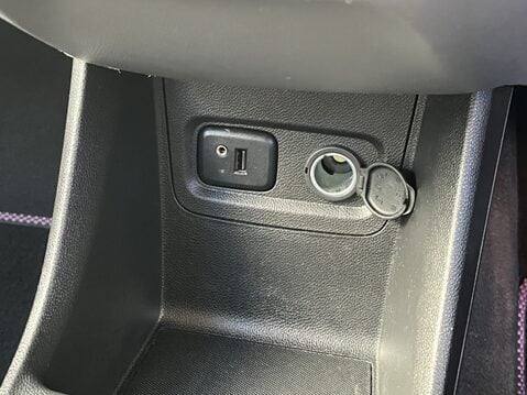 Vauxhall Viva 1.0 SL 5dr 27