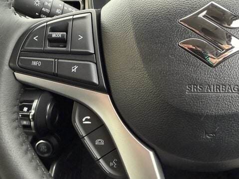Suzuki Ignis 1.2 Dualjet 12V Hybrid SZ5 5dr 29