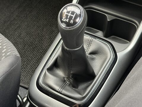 Suzuki Ignis 1.2 Dualjet 12V Hybrid SZ5 5dr 28