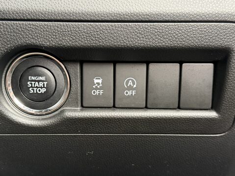 Suzuki Ignis 1.2 Dualjet 12V Hybrid SZ5 5dr 31