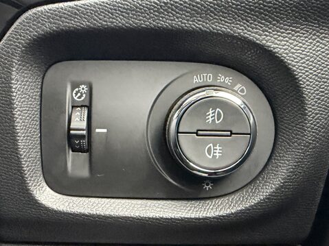 Vauxhall Corsa 100kW Elite Premium 50kWh 5dr Auto [11kWCh] 31