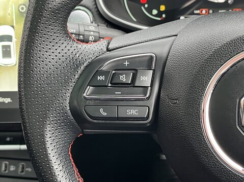 MG ZS 1.0T GDi Exclusive 5dr 21