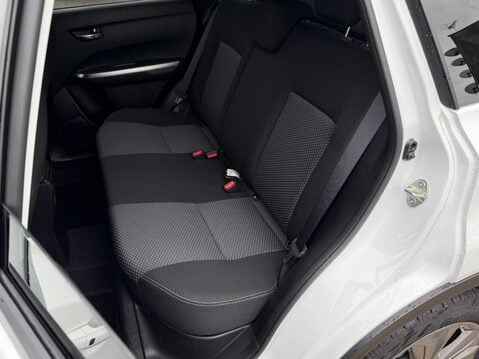 Suzuki Vitara 1.4 Boosterjet MHEV 109 Motion 5dr 35