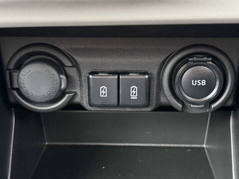 Suzuki Swift 1.2 Mild Hybrid Motion 5dr 29