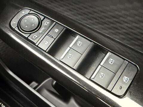 Suzuki e Vitara 128kW Motion 61kWh 5dr Auto 33