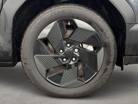 Suzuki e Vitara 128kW Motion 61kWh 5dr Auto 13