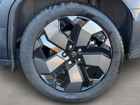 Suzuki e Vitara 135kW Ultra ALLGRIP-e 61kWh 5dr Auto 14