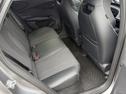 BYD Dolphin 150kW Design 60.4kWh 5dr Auto 39