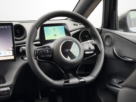 BYD Dolphin 150kW Design 60.4kWh 5dr Auto 15