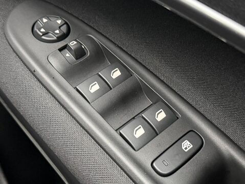 Fiat 600 1.2 Hybrid 48V 136 5dr eDCT-6 30